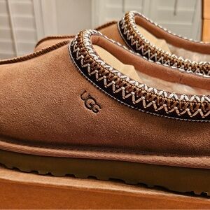 NWT UGG Brown Tasman Slippers